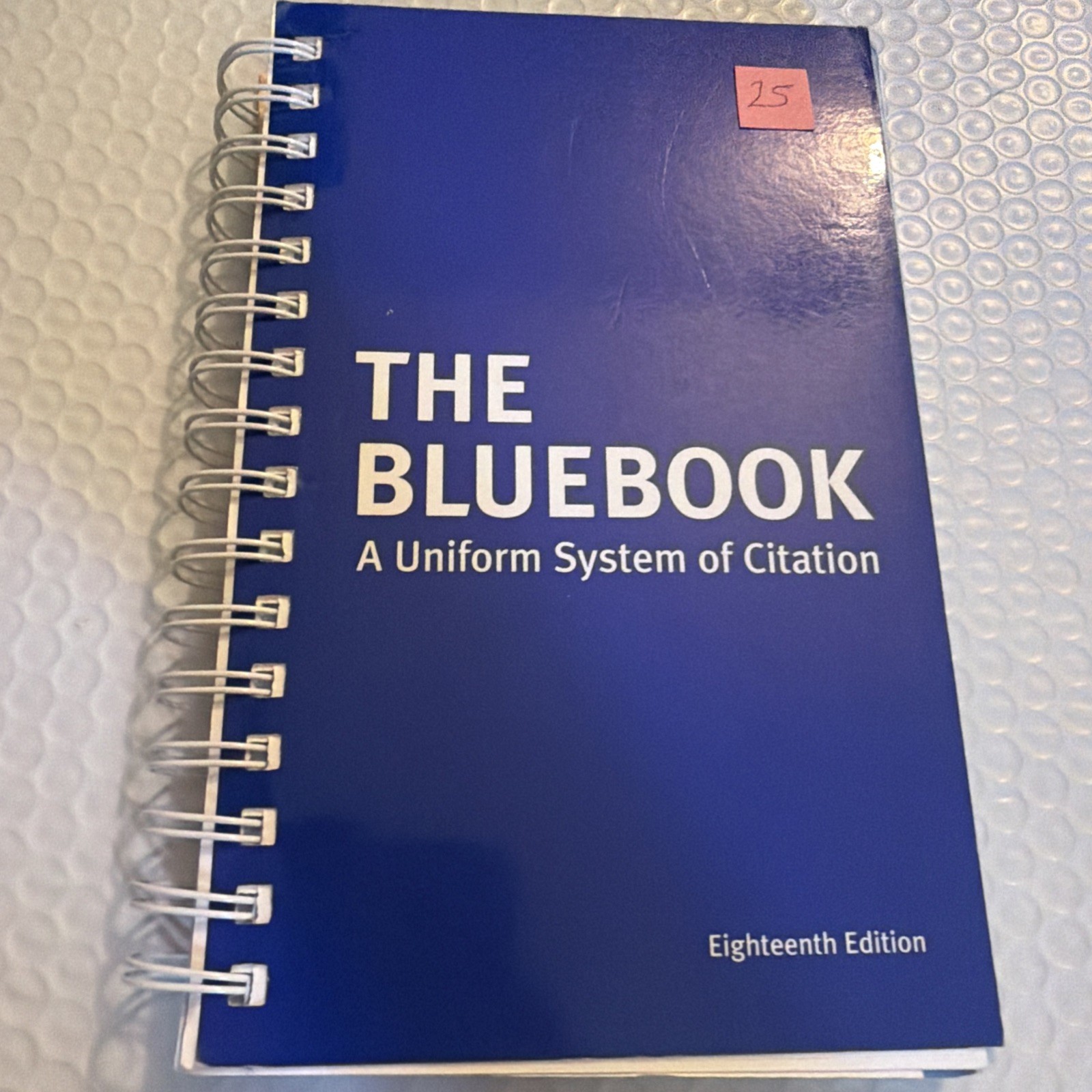 The Bluebook: A Uniform System of Citatio… by Harvard Law Paperback / softback