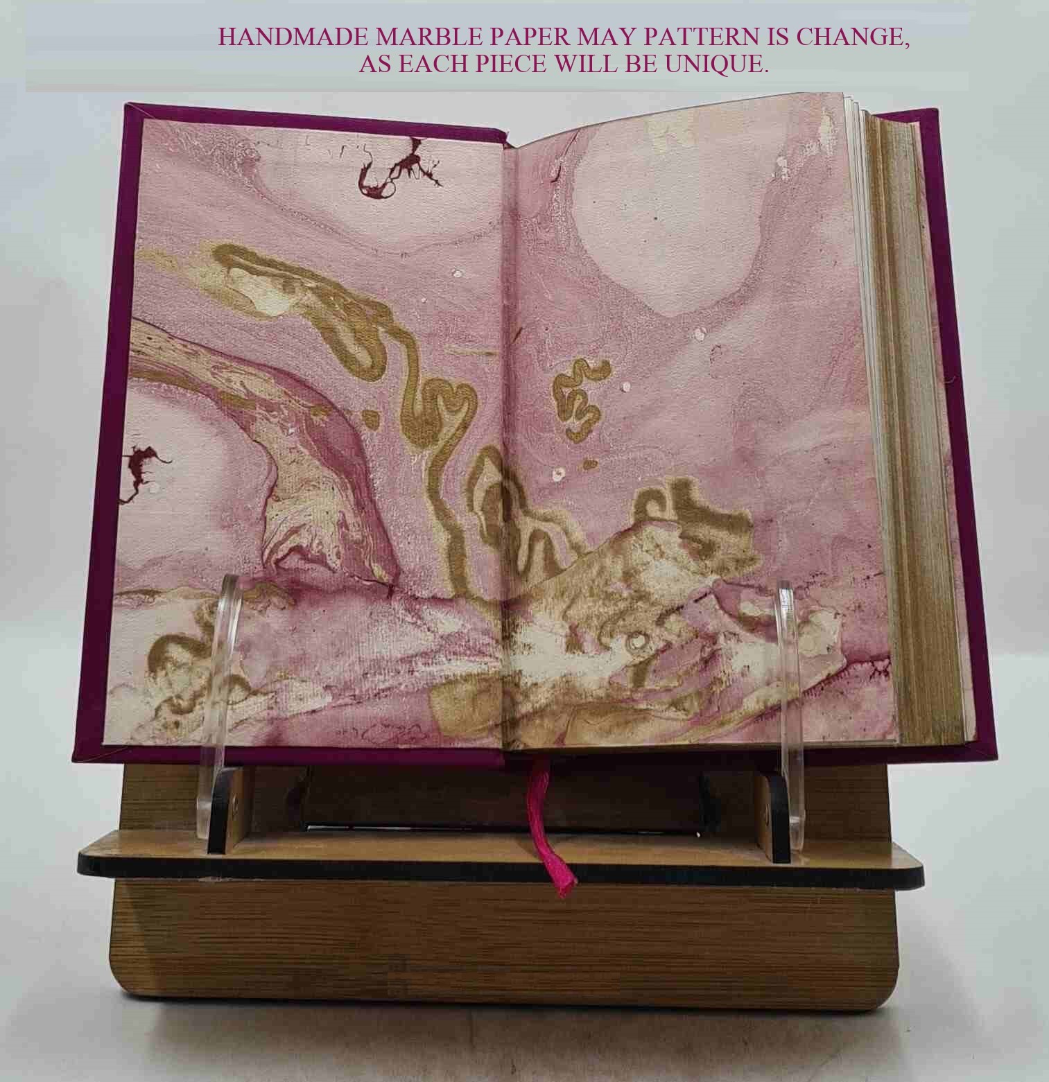 Caging Butterflies BY Scotto Di Marrazzo, Lucrezia [Premium Leather Bound]